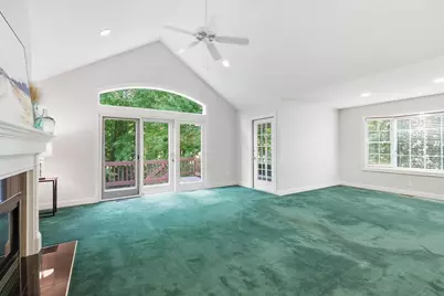 300 Pinehurst Drive #300, East Longmeadow, MA 01028 - Photo 11