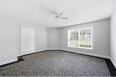 300 Pinehurst Drive #300, East Longmeadow, MA 01028 - Photo 3