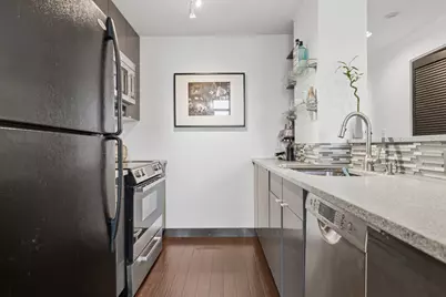 10-18 John Eliot Sq #3D, Boston, MA 02119 - Photo 13