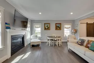 29 Southfield Ln, Sherborn, MA 01770 - Photo 7