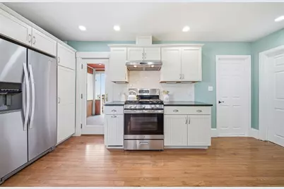 45 Marion St, Natick, MA 01760 - Photo 15