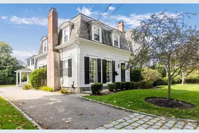 25 Irving St, Hingham, MA 02043 - Photo 1