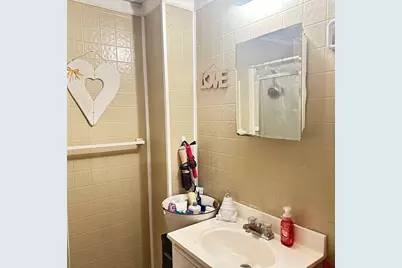 127 Elijah St, Springfield, MA 01109 - Photo 13