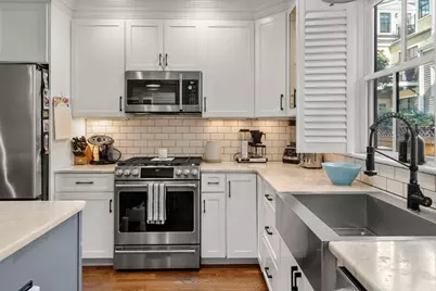 2 Crystal Pl, Boston, MA 02129 - Photo 3