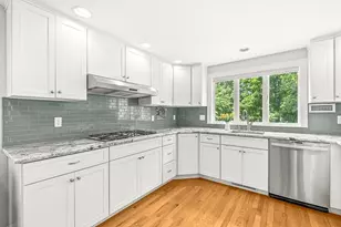 415 Lowell St, Lynnfield, MA 01940 - Photo 17