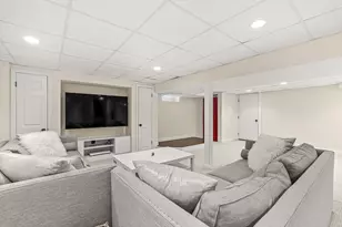 415 Lowell St, Lynnfield, MA 01940 - Photo 31