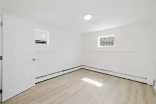 194 Albion St, Fall River, MA 02723 - Photo 15