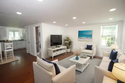 96 Walnut Ln #B, Attleboro, MA 02703 - Photo 3