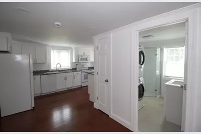 96 Walnut Ln #B, Attleboro, MA 02703 - Photo 5