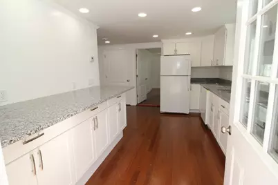 96 Walnut Ln #B, Attleboro, MA 02703 - Photo 9