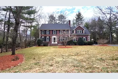 10 Blue Jay St, Franklin, MA 02038 - Photo 1