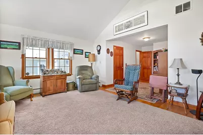 71 North Lowell St, Methuen, MA 01844 - Photo 11