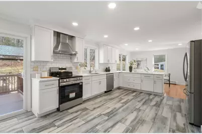 165 Wampum St, Plainville, MA 02762 - Photo 13