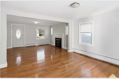 153 Elm St, East Longmeadow, MA 01028 - Photo 7