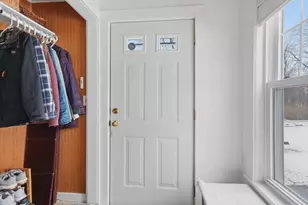 6 Vinton Ct, Stoneham, MA 02180 - Photo 27