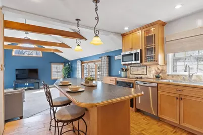 16 Green St, Methuen, MA 01844 - Photo 5