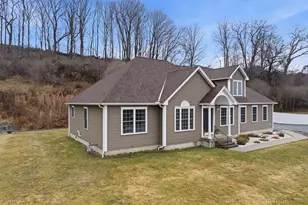 28 Cortland Way, Grafton, MA 01519 - Photo 3