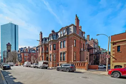 274 Clarendon #10, Boston, MA 02116 - Photo 11