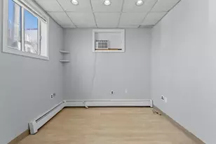 148 Pearl, Somerville, MA 02145 - Photo 17