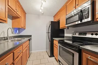 155 Saint Barnabe #1B, Woonsocket, RI 02895 - Photo 7