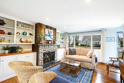 25 Toledo St, Falmouth, MA 02536 - Photo 3