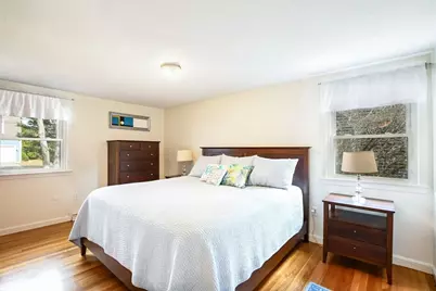 25 Toledo St, Falmouth, MA 02536 - Photo 13