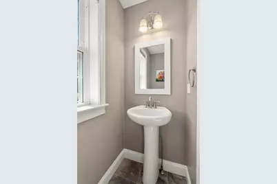 7 Woodland Ct #B, Milford, MA 01757 - Photo 15