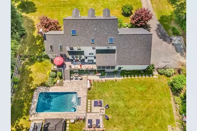 25 Howe St, Medway, MA 02053 - Photo 35