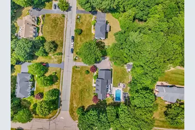 25 Howe St, Medway, MA 02053 - Photo 39