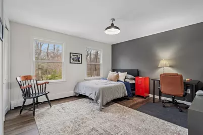 25 Howe St, Medway, MA 02053 - Photo 15