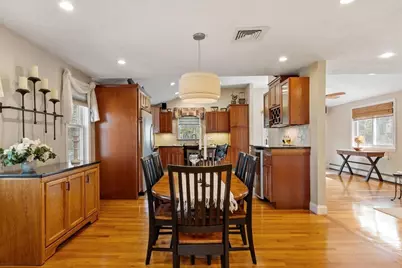 4 Dayton Street, Chelmsford, MA 01863 - Photo 9