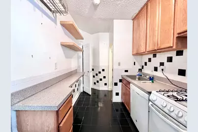 26 Chiswick Rd #6, Boston, MA 02135 - Photo 3