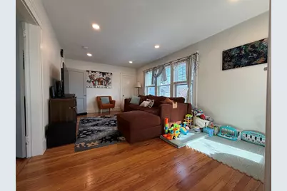 58-60 Palfrey St #60, Watertown, MA 02472 - Photo 3