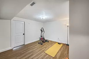 7 E Dexter Ave, Woburn, MA 01801 - Photo 23