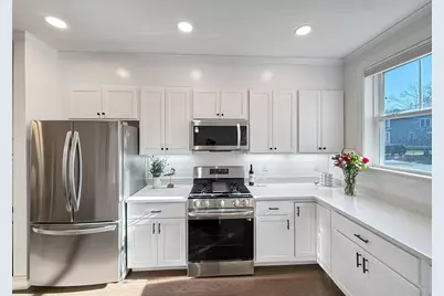 7 E Dexter Ave #33, Woburn, MA 01801 - Photo 3