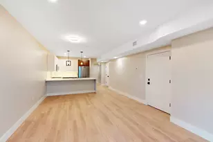 440 E 8th St, Boston, MA 02127 - Photo 3