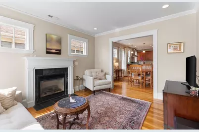 112 Medford St #112, Arlington, MA 02474 - Photo 5