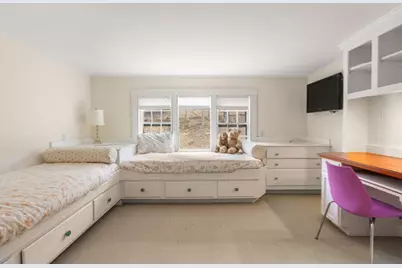 140 Dudley St, Brookline, MA 02445 - Photo 15