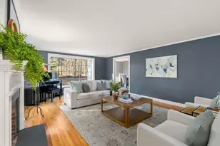 26 Decatur Ln, Wayland, MA 01778 - Photo 5