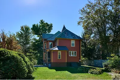 46 Columbus Ave, Northampton, MA 01060 - Photo 25