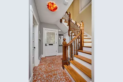 46 Columbus Ave, Northampton, MA 01060 - Photo 3