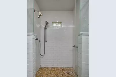 46 Columbus Ave, Northampton, MA 01060 - Photo 21