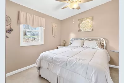 7 Sunrise Ave, Billerica, MA 01821 - Photo 5