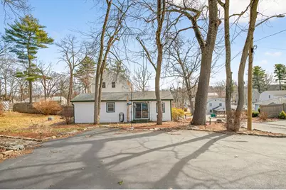 7 Sunrise Ave, Billerica, MA 01821 - Photo 15