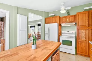 7 Sunrise Ave, Billerica, MA 01821 - Photo 9