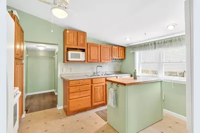 7 Sunrise Ave, Billerica, MA 01821 - Photo 7