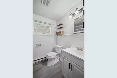 239 Hanson Dr, Springfield, MA 01128 - Photo 7