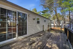 239 Hanson Dr, Springfield, MA 01128 - Photo 21