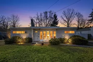 39 Groton St, Springfield, MA 01129 - Photo 1