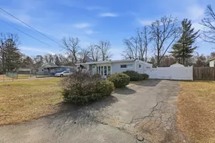 39 Groton St, Springfield, MA 01129 - Photo 29